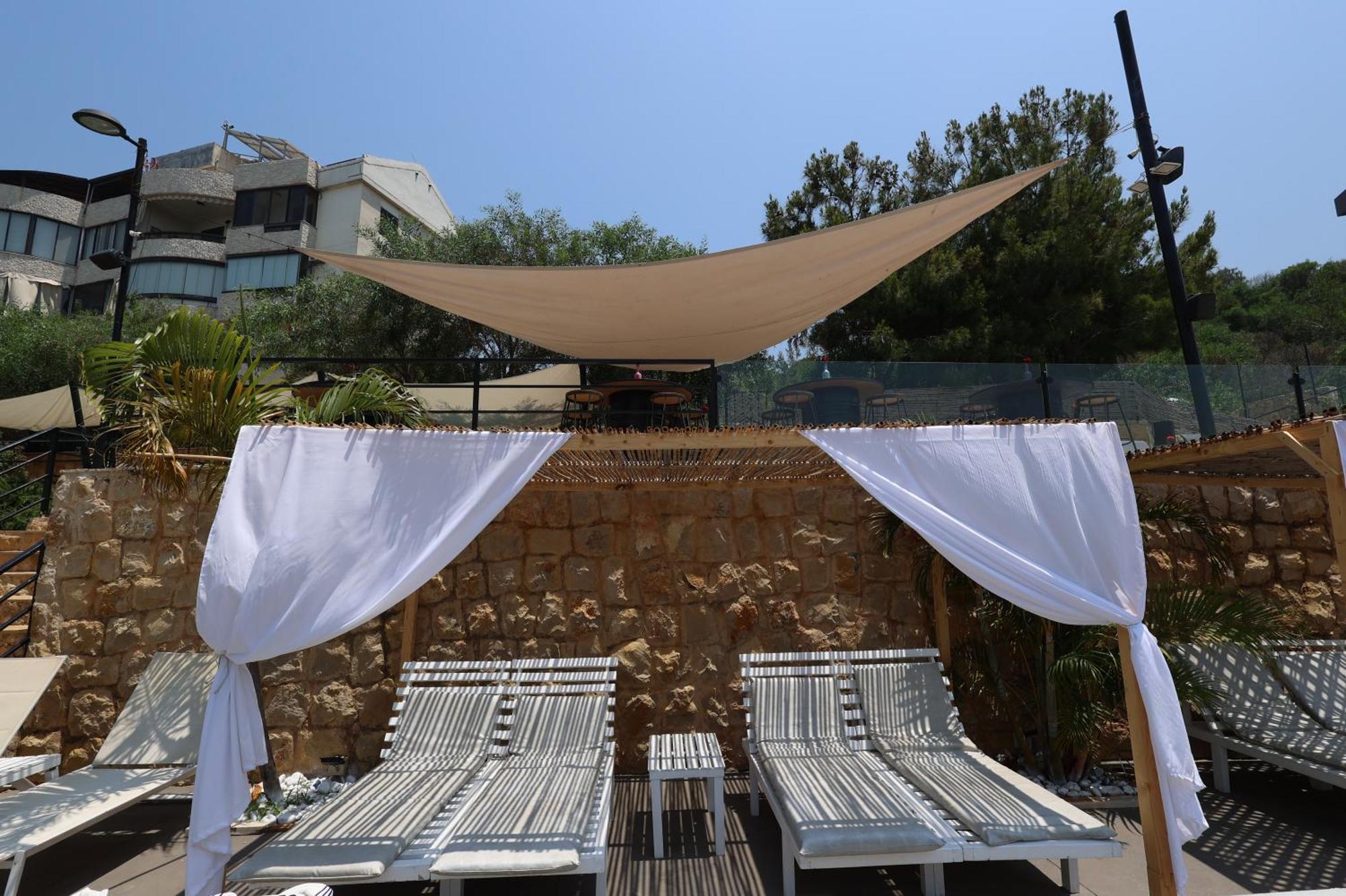 The Ray Hotel And Studios Beirut Exterior foto