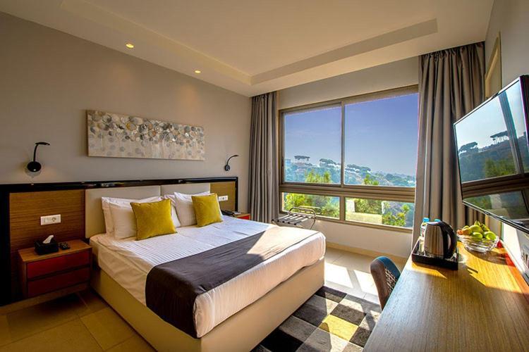 The Ray Hotel And Studios Beirut Exterior foto